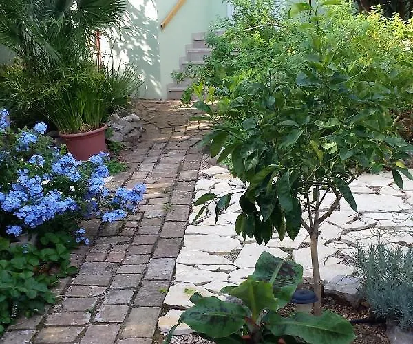 Apartment By The Sea Nerezine, Losinj - 330 Nerezine